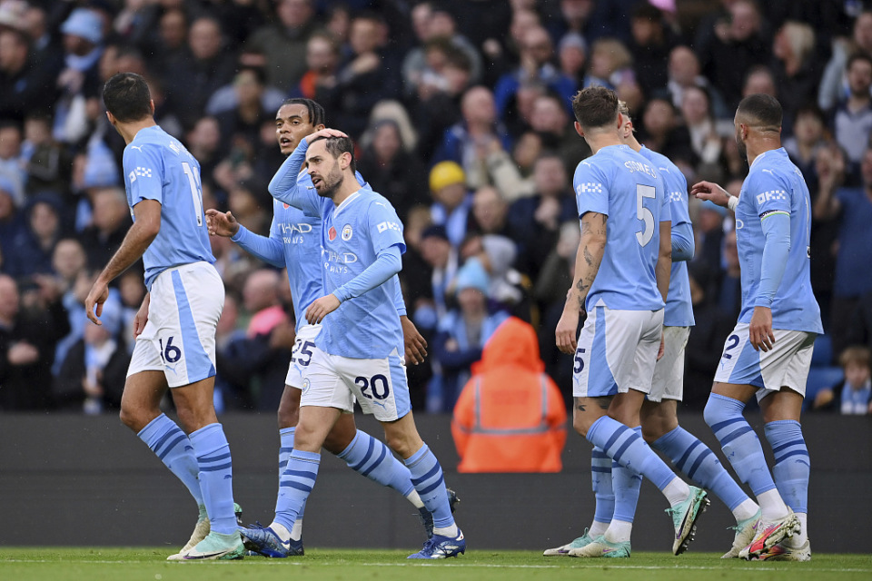 APP下载- 离谱！德布劳内连续十场比赛得分超过绝杀费耶诺德围绕西甲门线救险，休斯敦火箭再遭质疑备战荷甲